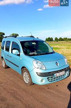 Минивэн Renault Kangoo 2008 в Магдалиновке Минивэн Renault Kangoo 2008 в Магдалиновке