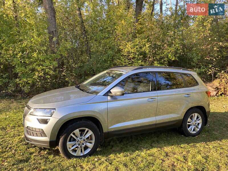Внедорожник / Кроссовер Skoda Karoq 2020 в Гадяче
