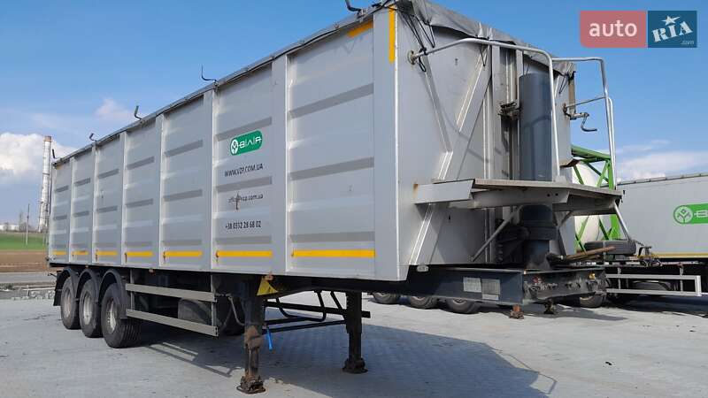 Зерновоз - полуприцеп Bodex KIS 3B 2016 в Луцке