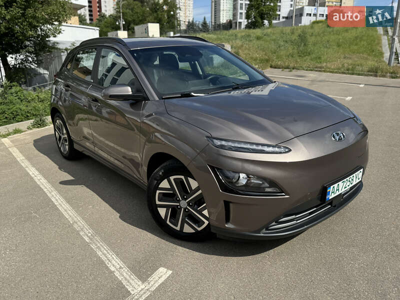 Позашляховик / Кросовер Hyundai Kona 2021 в Києві