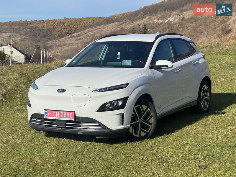 Внедорожник / Кроссовер Hyundai Kona 2021 в Тернополе