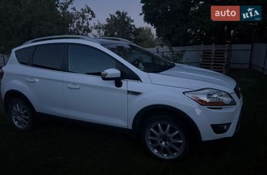 Внедорожник / Кроссовер Ford Kuga 2010 в Каменец-Подольском
