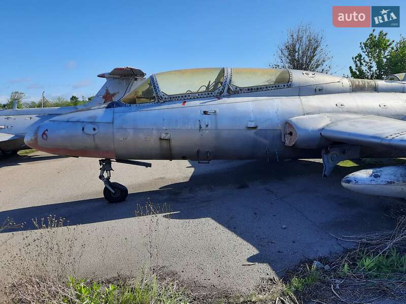 Самолёт Aero Vodochody L-29 Delfin 1969 в Запорожье