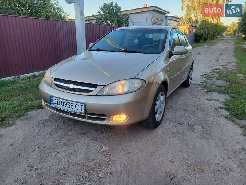 Хэтчбек Chevrolet Lacetti 2005 в Нежине