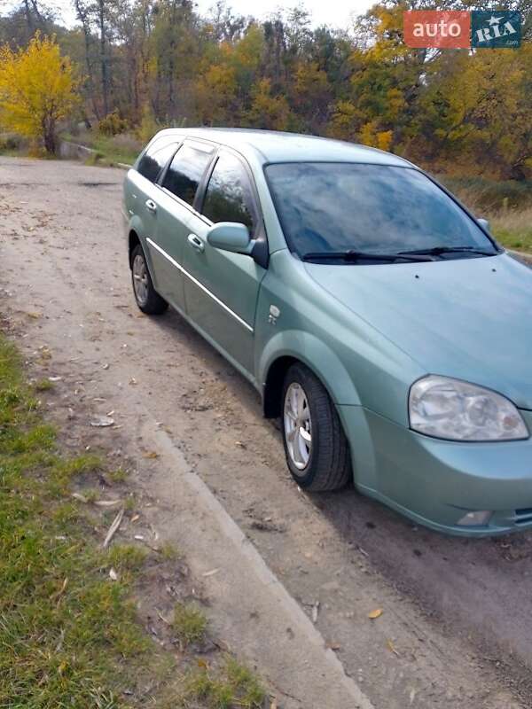 Универсал Chevrolet Lacetti 2007 в Киеве Универсал Chevrolet Lacetti 2007 в Киеве