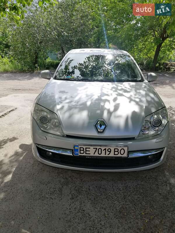 Лифтбек Renault Laguna 2008 в Николаеве