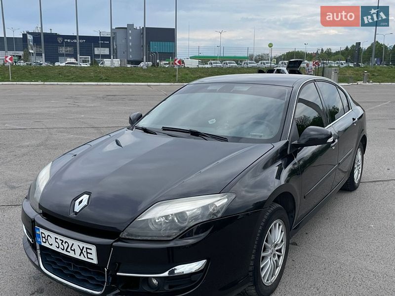Лифтбек Renault Laguna 2011 в Львове