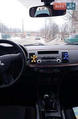 Седан Mitsubishi Lancer 2007 в Деражне