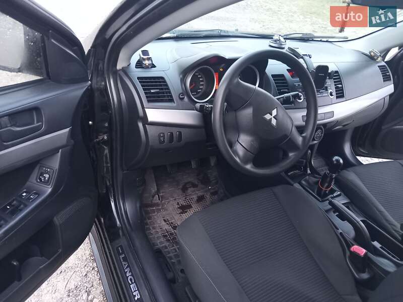 Седан Mitsubishi Lancer 2008 в Львове Седан Mitsubishi Lancer 2008 в Львове