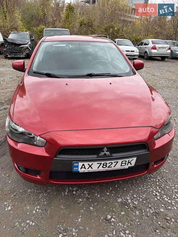 Хэтчбек Mitsubishi Lancer 2009 в Харькове