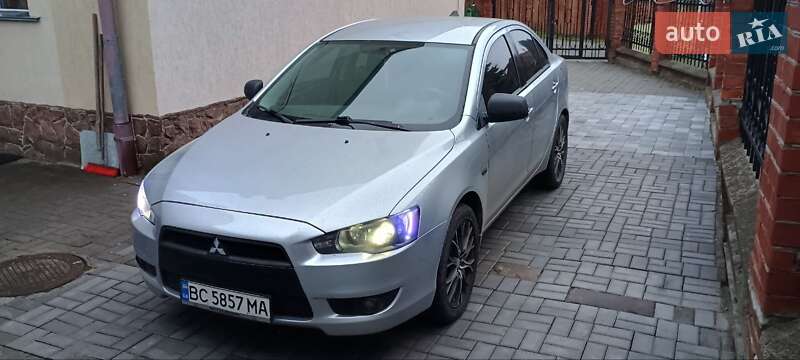 Седан Mitsubishi Lancer 2008 в Львове Седан Mitsubishi Lancer 2008 в Львове