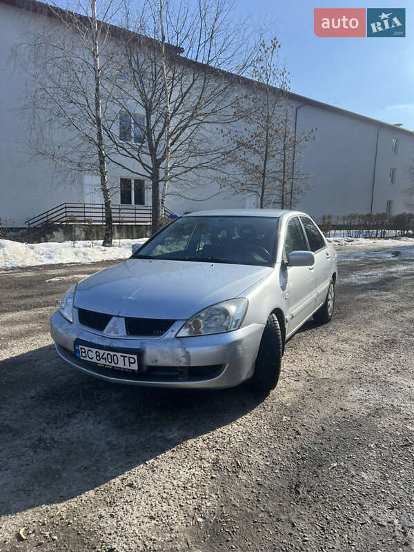 Седан Mitsubishi Lancer 2005 в Львове