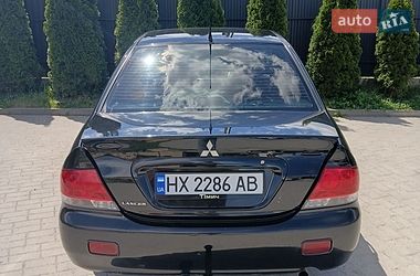 Седан Mitsubishi Lancer 2008 в Городке