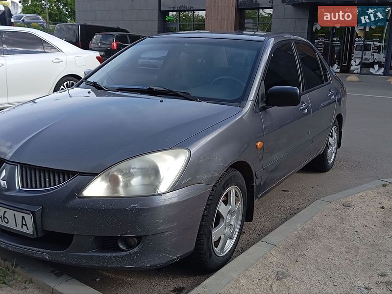 Седан Mitsubishi Lancer 2005 в Звягеле