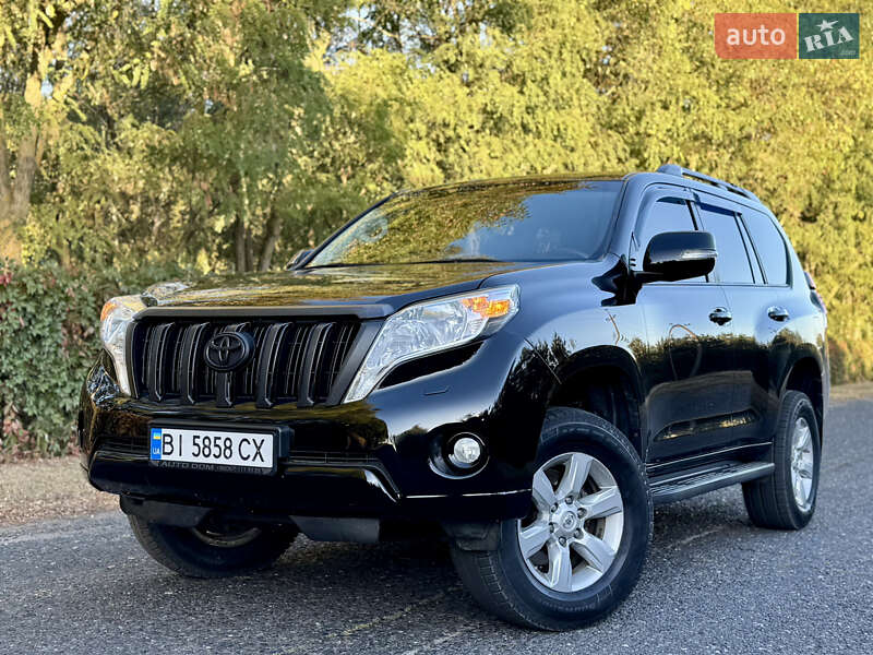 Позашляховик / Кросовер Toyota Land Cruiser Prado 2015 в Лубнах