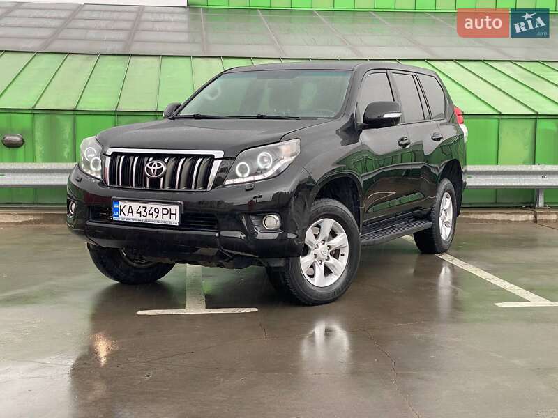 Внедорожник / Кроссовер Toyota Land Cruiser Prado 2010 в Киеве