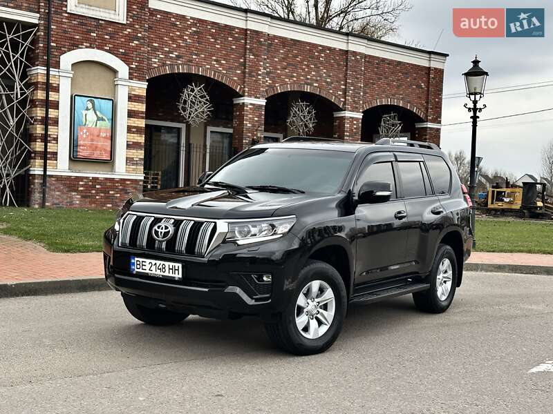 Внедорожник / Кроссовер Toyota Land Cruiser Prado 2019 в Киеве