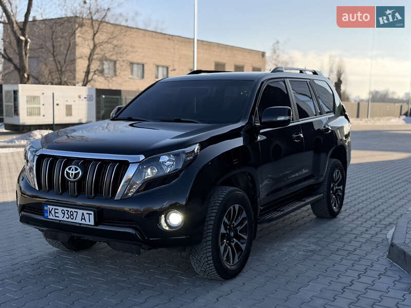 Внедорожник / Кроссовер Toyota Land Cruiser Prado 2013 в Днепре