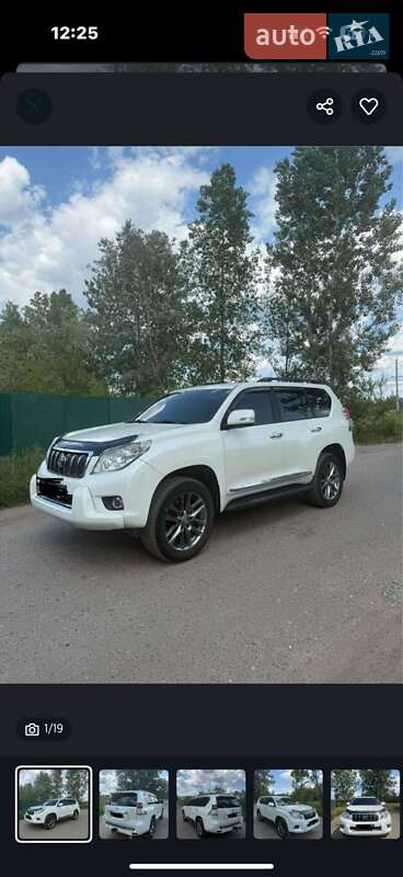 Внедорожник / Кроссовер Toyota Land Cruiser Prado 2010 в Изюме
