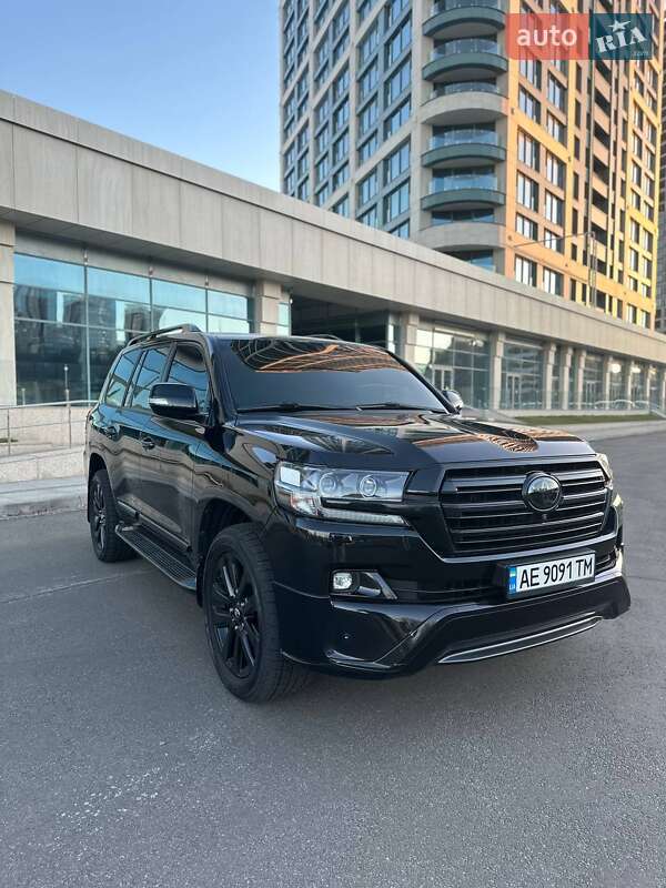 Внедорожник / Кроссовер Toyota Land Cruiser 2017 в Днепре Внедорожник / Кроссовер Toyota Land Cruiser 2017 в Днепре