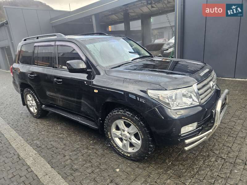 Позашляховик / Кросовер Toyota Land Cruiser 2010 в Добрянському