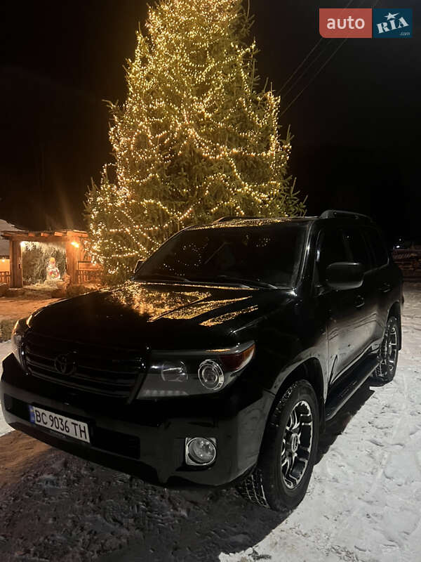 Внедорожник / Кроссовер Toyota Land Cruiser 2007 в Сокале