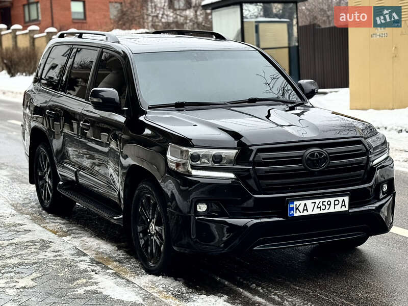 Внедорожник / Кроссовер Toyota Land Cruiser 2011 в Киеве