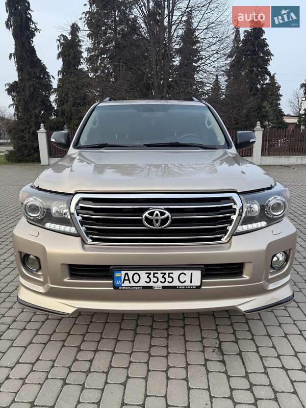 Позашляховик / Кросовер Toyota Land Cruiser 2008 в Ужгороді