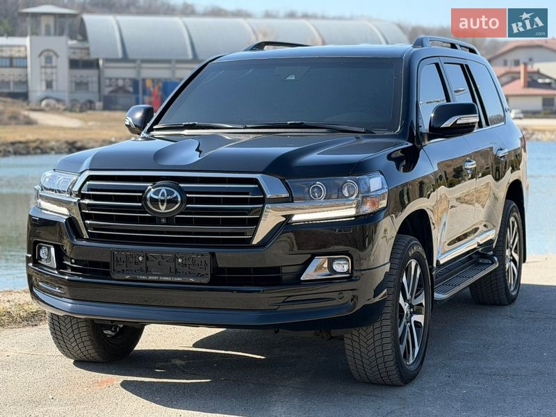 Внедорожник / Кроссовер Toyota Land Cruiser 2018 в Днепре
