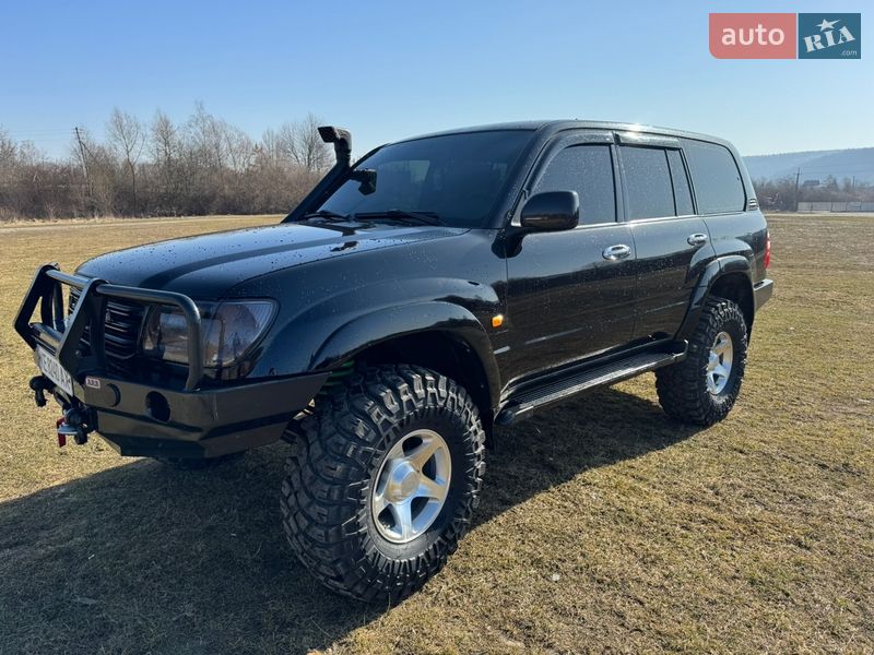 Внедорожник / Кроссовер Toyota Land Cruiser 2001 в Коломые