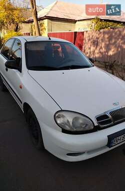 Седан Daewoo Lanos 2005 в Рени