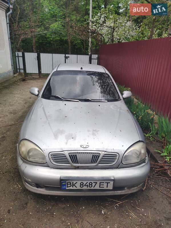 Седан Daewoo Lanos 2008 в Ровно