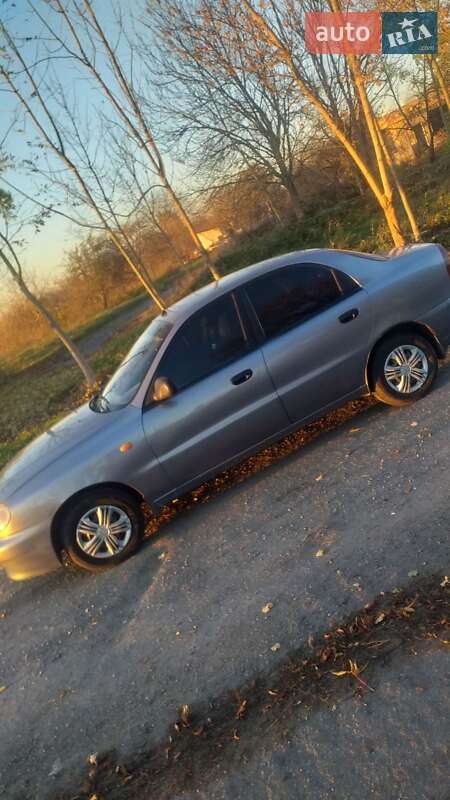 Седан ЗАЗ Lanos 2011 в Староконстантинове