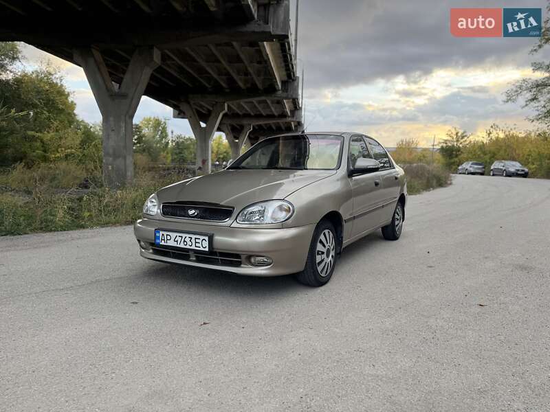 Седан ЗАЗ Lanos 2015 в Днепре