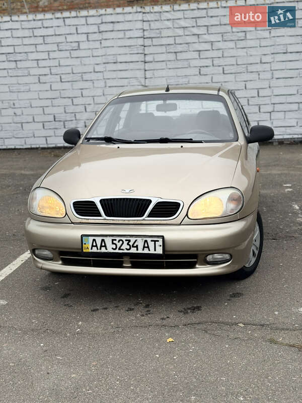 Седан Daewoo Lanos 2011 в Киеве