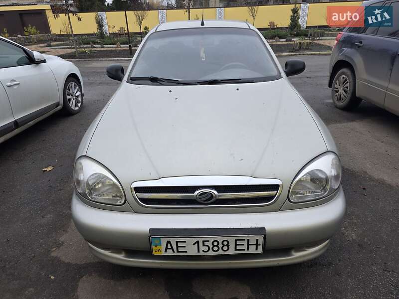 Седан ЗАЗ Lanos 2010 в Новомосковске