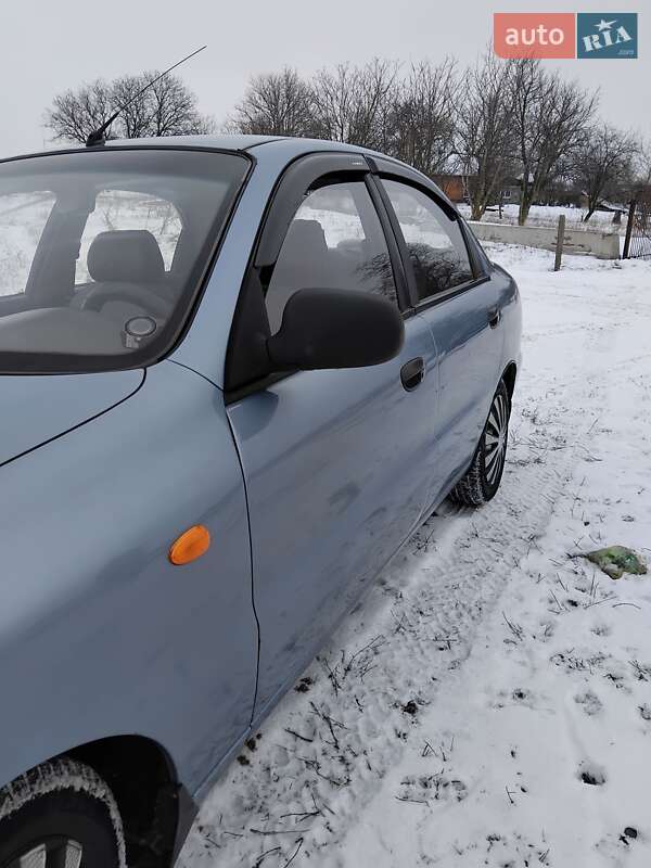 Седан Daewoo Lanos 2008 в Гайвороне