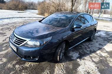 Седан Renault Latitude 2012 в Кривом Роге Седан Renault Latitude 2012 в Кривом Роге