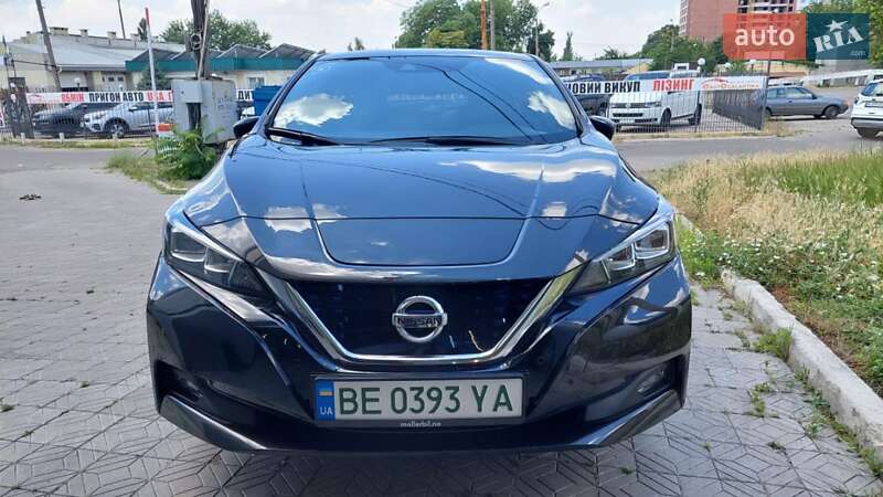Хэтчбек Nissan Leaf 2018 в Николаеве