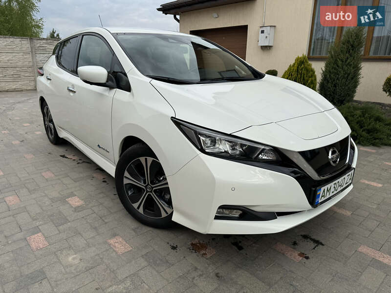 Хэтчбек Nissan Leaf 2019 в Житомире Хэтчбек Nissan Leaf 2019 в Житомире