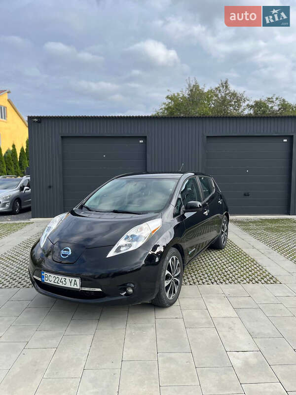 Хэтчбек Nissan Leaf 2014 в Самборе Хэтчбек Nissan Leaf 2014 в Самборе
