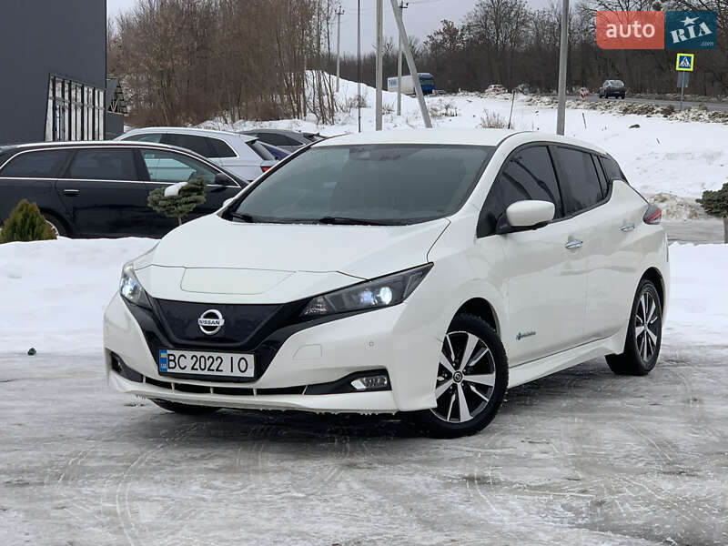 Хэтчбек Nissan Leaf 2018 в Львове