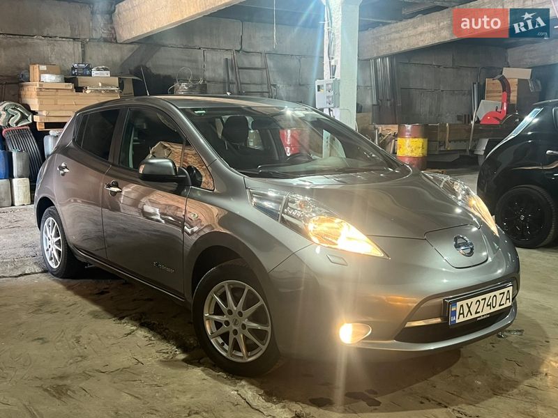 Хэтчбек Nissan Leaf 2016 в Харькове