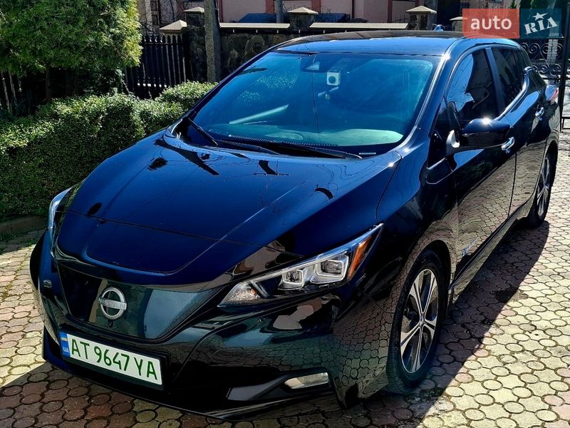 Хетчбек Nissan Leaf 2018 в Івано-Франківську