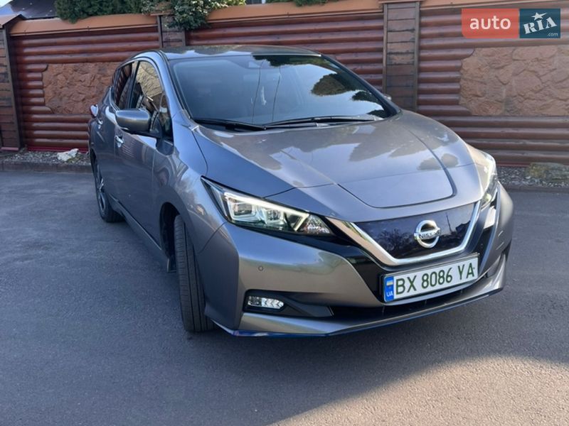 Хетчбек Nissan Leaf 2020 в Хмельницькому