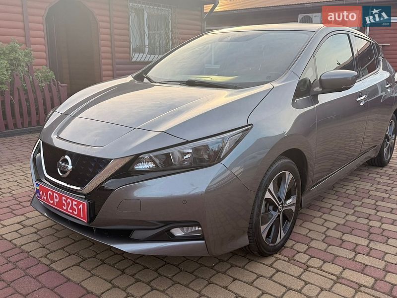 Хетчбек Nissan Leaf 2020 в Хмельницькому