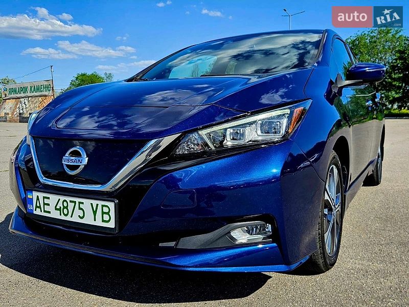 Хэтчбек Nissan Leaf 2020 в Днепре