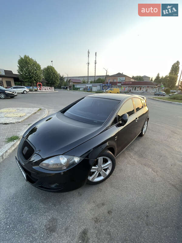 Хэтчбек SEAT Leon 2008 в Черкассах