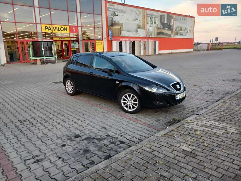 Хэтчбек SEAT Leon 2008 в Ужгороде Хэтчбек SEAT Leon 2008 в Ужгороде