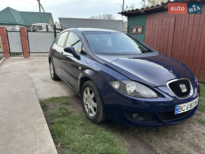 Хэтчбек SEAT Leon 2006 в Рогатине Хэтчбек SEAT Leon 2006 в Рогатине